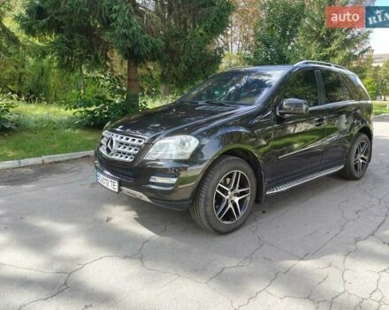 Черный Мерседес М-Класс, объемом двигателя 2.99 л и пробегом 216 тыс. км за 13500 $, фото 10 на Automoto.ua