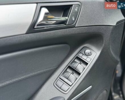 Чорний Мерседес М-Клас, об'ємом двигуна 3 л та пробігом 307 тис. км за 14750 $, фото 26 на Automoto.ua