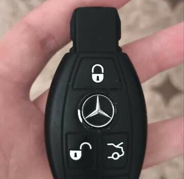 Черный Мерседес М-Класс, объемом двигателя 2.14 л и пробегом 245 тыс. км за 20000 $, фото 13 на Automoto.ua