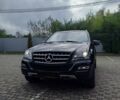 Чорний Мерседес М-Клас, об'ємом двигуна 3 л та пробігом 212 тис. км за 20500 $, фото 3 на Automoto.ua