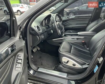 Черный Мерседес М-Класс, объемом двигателя 3.5 л и пробегом 128 тыс. км за 15200 $, фото 19 на Automoto.ua