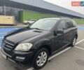 Черный Мерседес М-Класс, объемом двигателя 3 л и пробегом 307 тыс. км за 17000 $, фото 1 на Automoto.ua