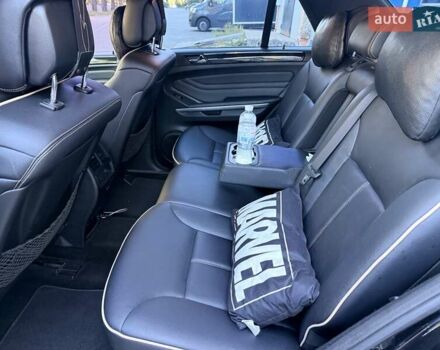 Черный Мерседес М-Класс, объемом двигателя 2.99 л и пробегом 222 тыс. км за 18500 $, фото 14 на Automoto.ua