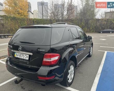 Черный Мерседес М-Класс, объемом двигателя 3 л и пробегом 307 тыс. км за 17000 $, фото 5 на Automoto.ua
