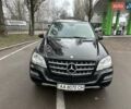 Чорний Мерседес М-Клас, об'ємом двигуна 3 л та пробігом 307 тис. км за 13800 $, фото 4 на Automoto.ua