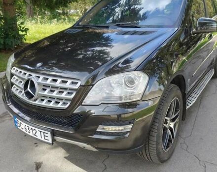 Черный Мерседес М-Класс, объемом двигателя 2.99 л и пробегом 216 тыс. км за 13500 $, фото 9 на Automoto.ua