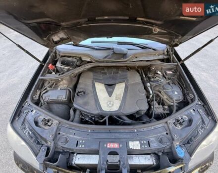 Черный Мерседес М-Класс, объемом двигателя 2.99 л и пробегом 222 тыс. км за 18500 $, фото 11 на Automoto.ua