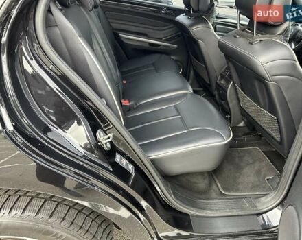 Черный Мерседес М-Класс, объемом двигателя 3.5 л и пробегом 128 тыс. км за 15200 $, фото 23 на Automoto.ua