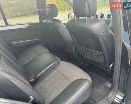 Черный Мерседес М-Класс, объемом двигателя 3 л и пробегом 307 тыс. км за 17000 $, фото 11 на Automoto.ua