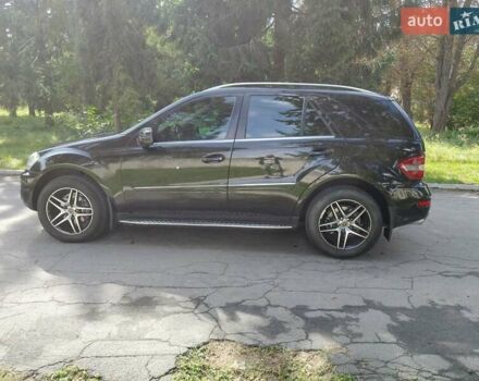 Черный Мерседес М-Класс, объемом двигателя 2.99 л и пробегом 216 тыс. км за 13500 $, фото 11 на Automoto.ua