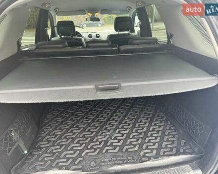 Черный Мерседес М-Класс, объемом двигателя 3 л и пробегом 307 тыс. км за 17000 $, фото 13 на Automoto.ua