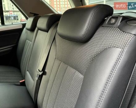 Чорний Мерседес М-Клас, об'ємом двигуна 3 л та пробігом 307 тис. км за 14750 $, фото 31 на Automoto.ua