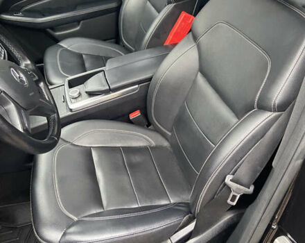 Черный Мерседес М-Класс, объемом двигателя 2.99 л и пробегом 180 тыс. км за 19000 $, фото 15 на Automoto.ua