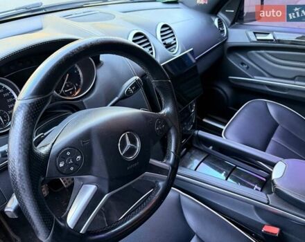 Черный Мерседес М-Класс, объемом двигателя 2.99 л и пробегом 222 тыс. км за 18500 $, фото 26 на Automoto.ua