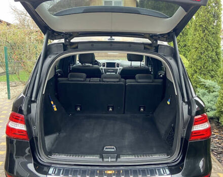 Черный Мерседес М-Класс, объемом двигателя 2.99 л и пробегом 180 тыс. км за 19000 $, фото 11 на Automoto.ua