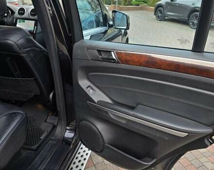 Черный Мерседес М-Класс, объемом двигателя 2.99 л и пробегом 316 тыс. км за 18600 $, фото 16 на Automoto.ua