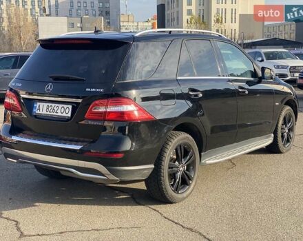 Черный Мерседес М-Класс, объемом двигателя 3 л и пробегом 145 тыс. км за 19990 $, фото 5 на Automoto.ua