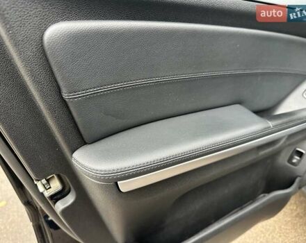 Чорний Мерседес М-Клас, об'ємом двигуна 3 л та пробігом 307 тис. км за 13800 $, фото 20 на Automoto.ua