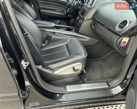 Черный Мерседес М-Класс, объемом двигателя 3.5 л и пробегом 128 тыс. км за 15200 $, фото 25 на Automoto.ua