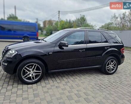 Чорний Мерседес М-Клас, об'ємом двигуна 3 л та пробігом 212 тис. км за 20500 $, фото 10 на Automoto.ua