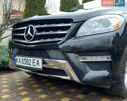 Черный Мерседес М-Класс, объемом двигателя 2.99 л и пробегом 180 тыс. км за 19000 $, фото 8 на Automoto.ua