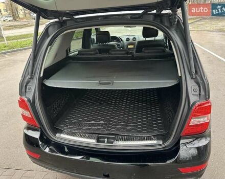 Чорний Мерседес М-Клас, об'ємом двигуна 3 л та пробігом 307 тис. км за 13800 $, фото 40 на Automoto.ua