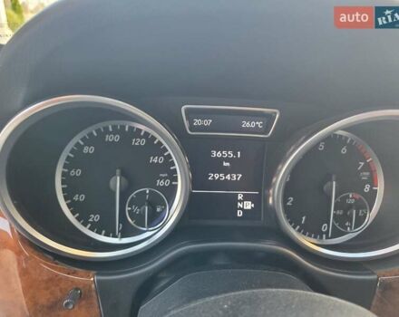 Чорний Мерседес М-Клас, об'ємом двигуна 3.5 л та пробігом 295 тис. км за 15700 $, фото 27 на Automoto.ua