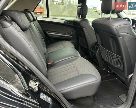 Чорний Мерседес М-Клас, об'ємом двигуна 3 л та пробігом 307 тис. км за 13800 $, фото 37 на Automoto.ua