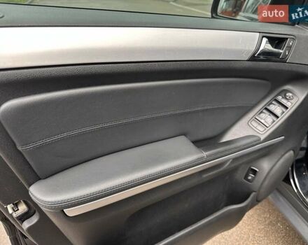 Чорний Мерседес М-Клас, об'ємом двигуна 3 л та пробігом 307 тис. км за 13800 $, фото 16 на Automoto.ua