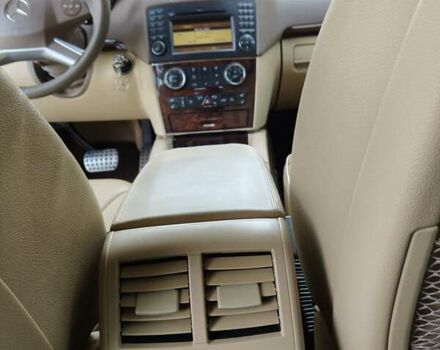 Черный Мерседес М-Класс, объемом двигателя 2.99 л и пробегом 216 тыс. км за 13500 $, фото 2 на Automoto.ua