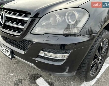 Черный Мерседес М-Класс, объемом двигателя 3.5 л и пробегом 128 тыс. км за 15200 $, фото 12 на Automoto.ua