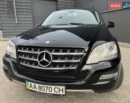 Чорний Мерседес М-Клас, об'ємом двигуна 3 л та пробігом 307 тис. км за 14750 $, фото 58 на Automoto.ua