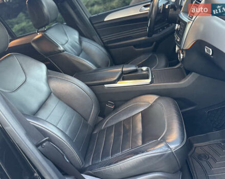 Черный Мерседес М-Класс, объемом двигателя 3 л и пробегом 274 тыс. км за 19700 $, фото 20 на Automoto.ua