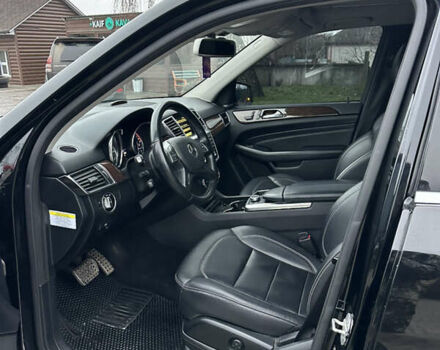 Черный Мерседес М-Класс, объемом двигателя 3.5 л и пробегом 203 тыс. км за 18500 $, фото 8 на Automoto.ua