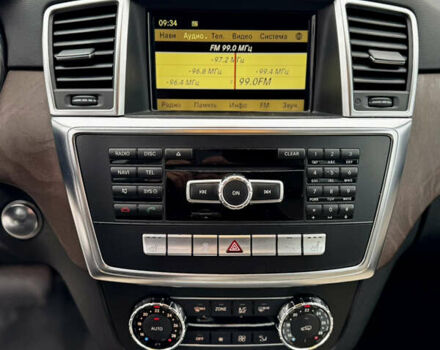 Черный Мерседес М-Класс, объемом двигателя 3.5 л и пробегом 160 тыс. км за 19500 $, фото 17 на Automoto.ua