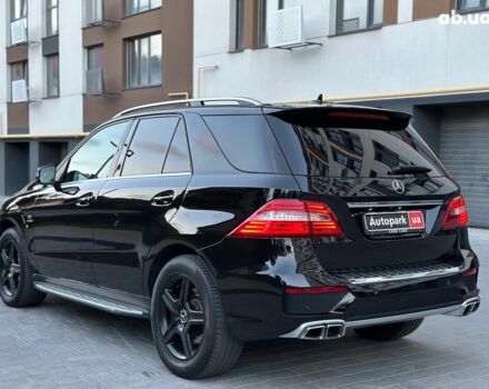 Мерседес М-Класс 2012 в Виннице на Automoto.ua Черный Мерседес М-Класс, объемом двигателя 5.5 л и пробегом 179 тыс. км за 17990 $, фото 10 на Automoto.ua