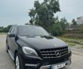 Чорний Мерседес М-Клас, об'ємом двигуна 2.99 л та пробігом 220 тис. км за 20000 $, фото 1 на Automoto.ua