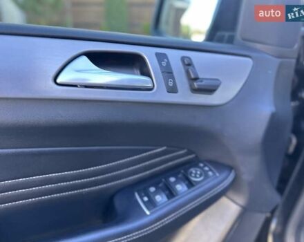 Черный Мерседес М-Класс, объемом двигателя 3 л и пробегом 181 тыс. км за 22900 $, фото 19 на Automoto.ua