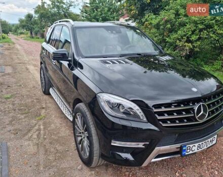 Черный Мерседес М-Класс, объемом двигателя 3 л и пробегом 215 тыс. км за 24900 $, фото 3 на Automoto.ua