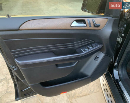 Чорний Мерседес М-Клас, об'ємом двигуна 2.99 л та пробігом 286 тис. км за 21500 $, фото 11 на Automoto.ua