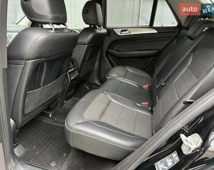 Чорний Мерседес М-Клас, об'ємом двигуна 2.2 л та пробігом 271 тис. км за 16450 $, фото 29 на Automoto.ua