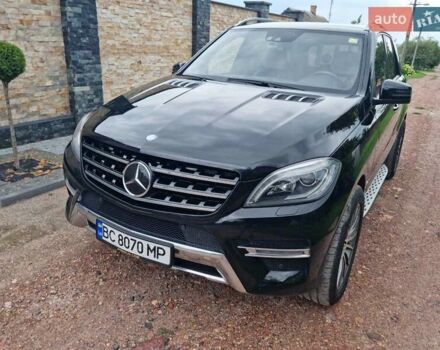 Черный Мерседес М-Класс, объемом двигателя 3 л и пробегом 215 тыс. км за 24900 $, фото 2 на Automoto.ua