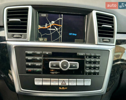 Черный Мерседес М-Класс, объемом двигателя 2.99 л и пробегом 226 тыс. км за 20499 $, фото 67 на Automoto.ua