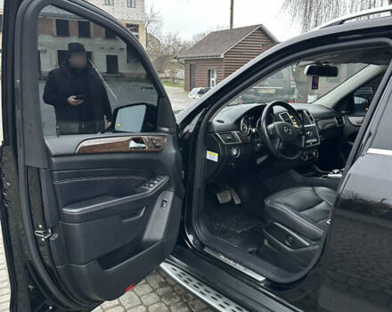 Черный Мерседес М-Класс, объемом двигателя 3.5 л и пробегом 203 тыс. км за 18500 $, фото 9 на Automoto.ua