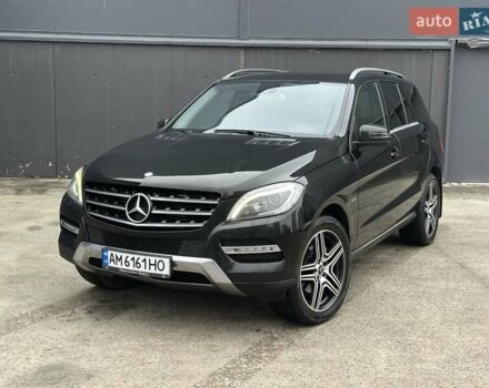 Чорний Мерседес М-Клас, об'ємом двигуна 2.2 л та пробігом 271 тис. км за 16450 $, фото 2 на Automoto.ua