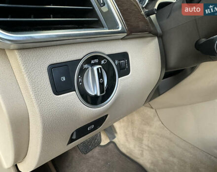 Черный Мерседес М-Класс, объемом двигателя 2.14 л и пробегом 247 тыс. км за 20500 $, фото 30 на Automoto.ua