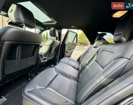 Черный Мерседес М-Класс, объемом двигателя 2.99 л и пробегом 226 тыс. км за 20499 $, фото 44 на Automoto.ua
