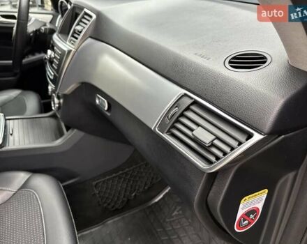 Чорний Мерседес М-Клас, об'ємом двигуна 2.2 л та пробігом 271 тис. км за 16450 $, фото 42 на Automoto.ua