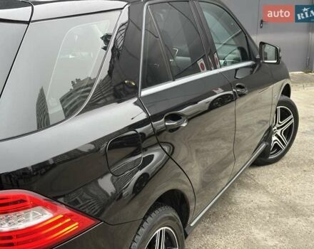 Чорний Мерседес М-Клас, об'ємом двигуна 2.2 л та пробігом 271 тис. км за 16450 $, фото 20 на Automoto.ua