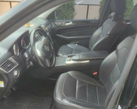 Черный Мерседес М-Класс, объемом двигателя 3 л и пробегом 272 тыс. км за 21500 $, фото 6 на Automoto.ua